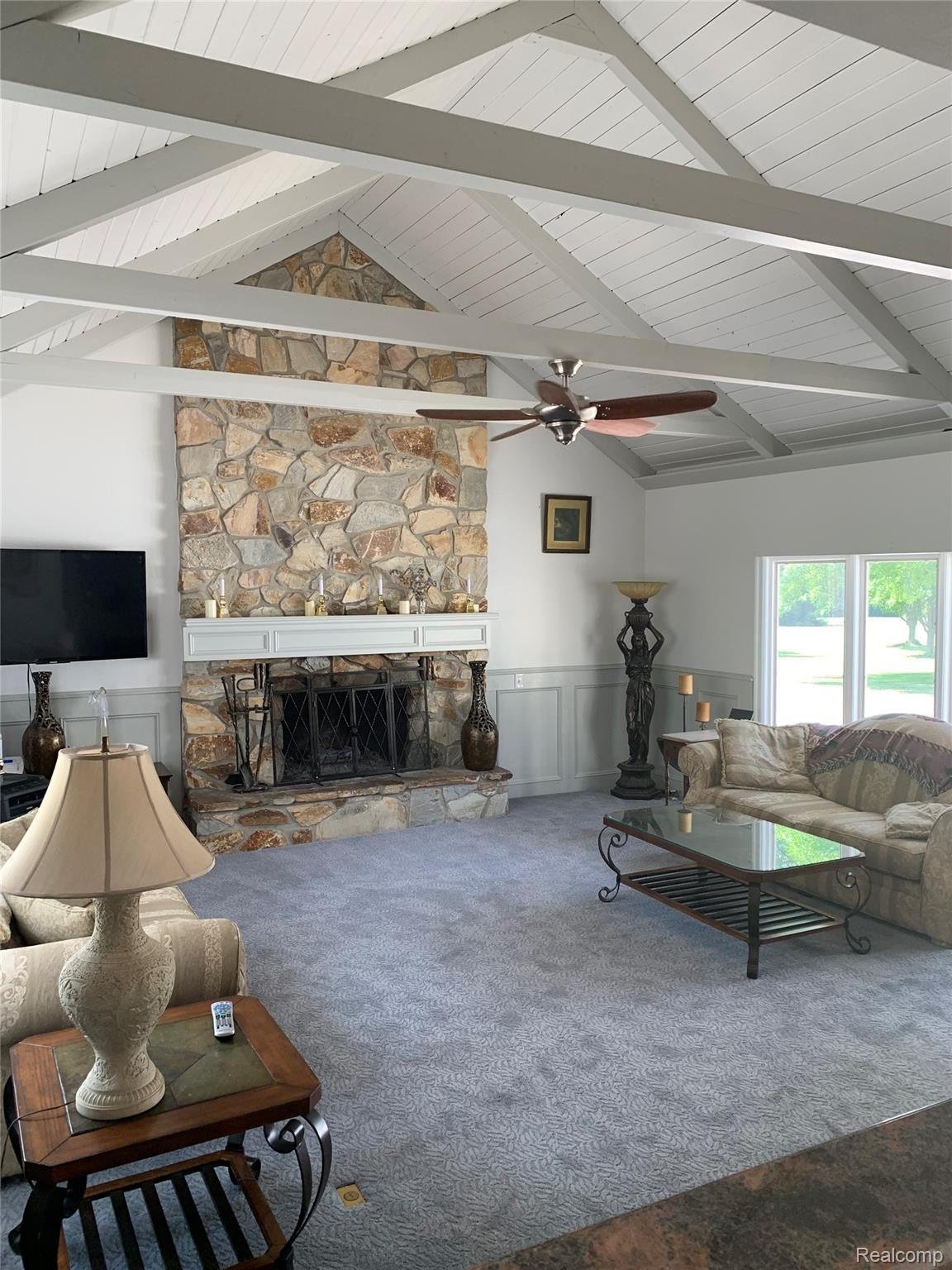 411 Myers Road Lapeer, MI 48446 - Photo 7 of 29 IMG_1508(1).jpg