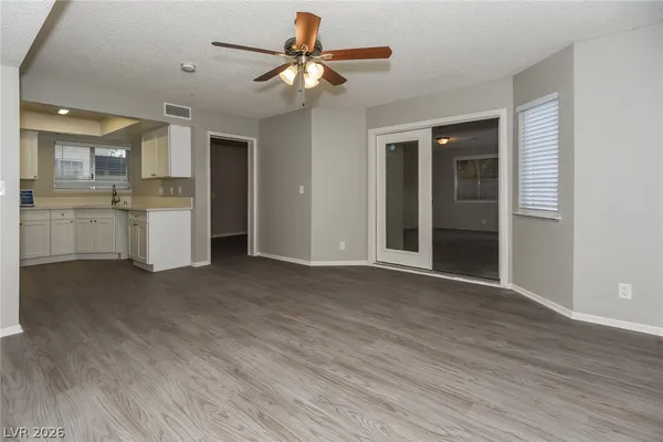 $2,490 | 1712 Ember Glow Circle, Las Vegas, NV 89119