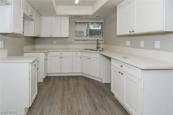 $2,490 | 1712 Ember Glow Circle, Las Vegas, NV 89119