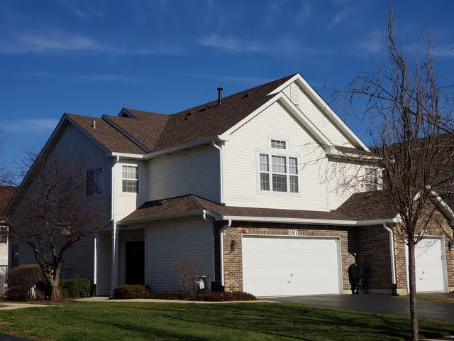 $2,890 | 2911 Stockton Court, Naperville, IL 60564