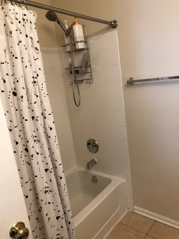 $2,890 | 2911 Stockton Court, Naperville, IL 60564