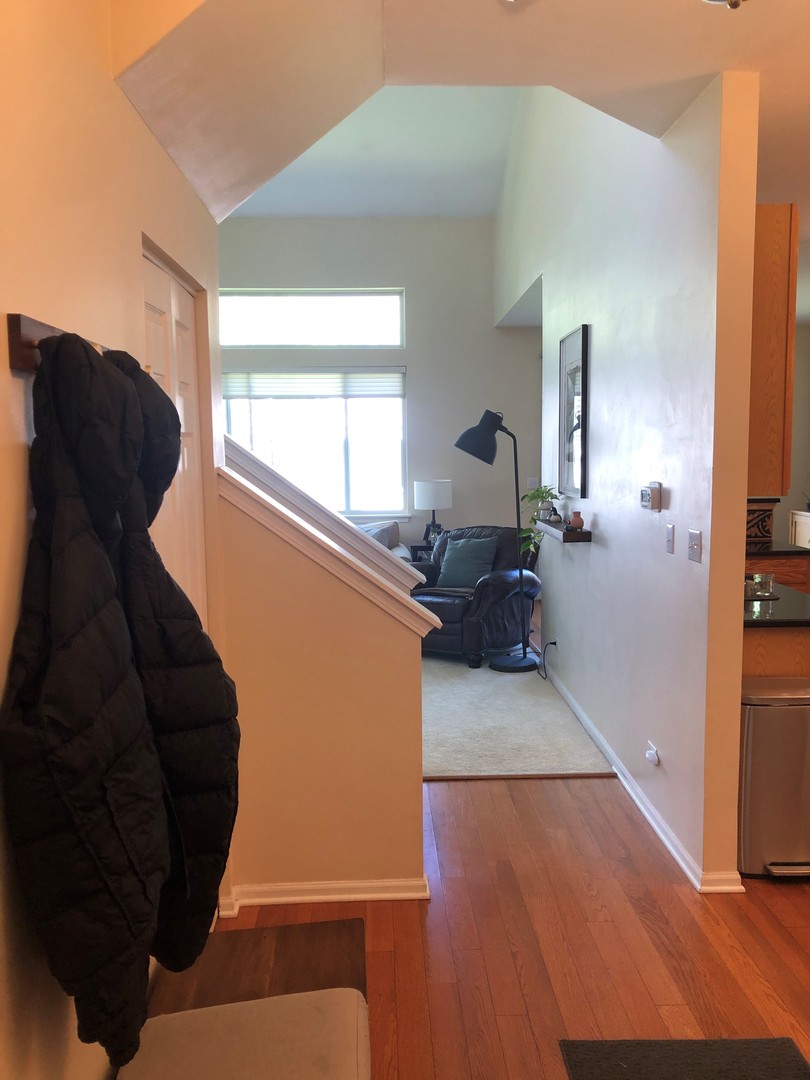 2911 Stockton Court Naperville, IL 60564 - Photo 5 of 27