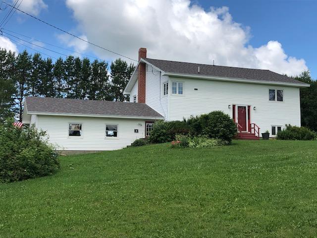 188 Foxcroft Road Houlton, ME 04730 - Photo 3 of 32 IMG_2907