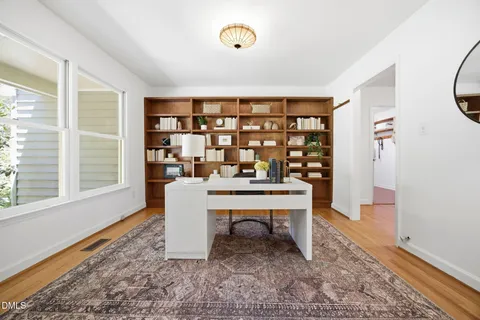 $735,000 | 720 Creekstone Drive, Chapel Hill, NC 27516