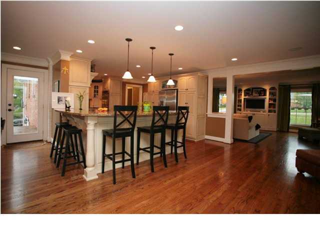 5202 Tomahawk Road Louisville, KY 40207 - Photo 2 of 24 Additional Photo