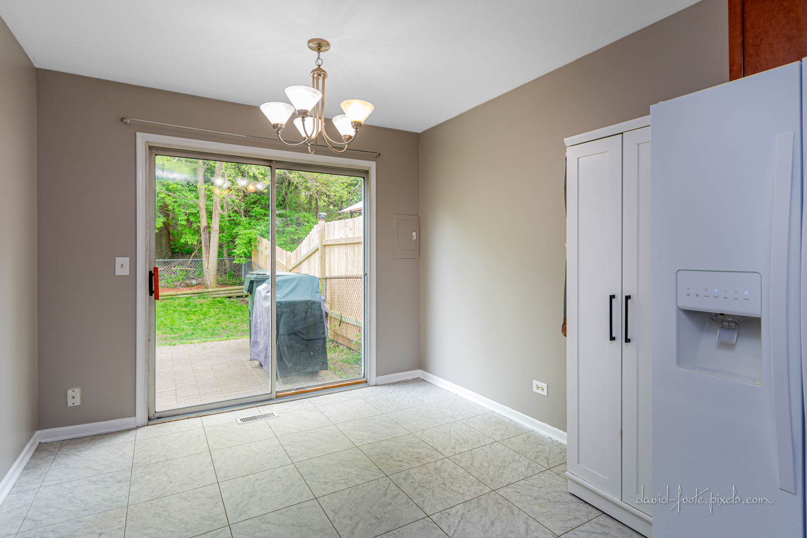 533 Milton Drive Naperville, IL 60563 - Photo 8 of 21