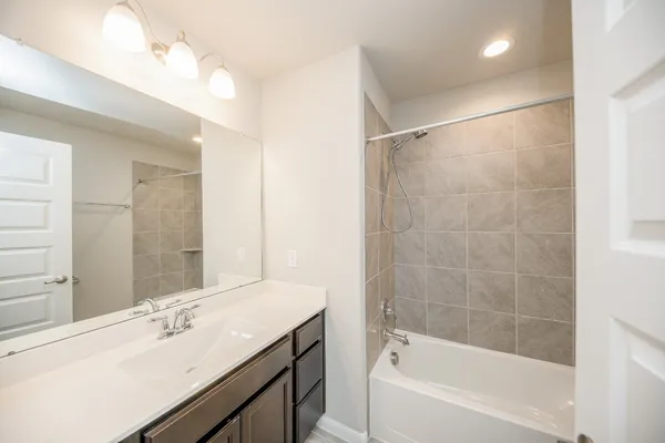 $4,200 | 6301 Superior Drive, League City, TX 77573