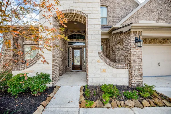 $4,200 | 6301 Superior Drive, League City, TX 77573