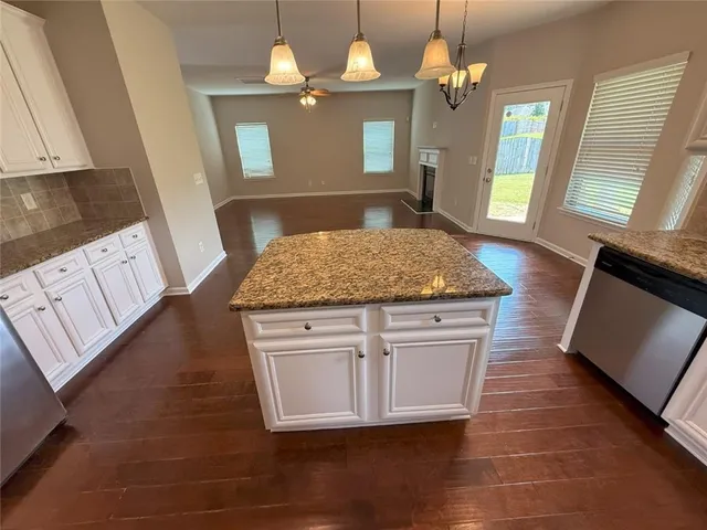 $2,400 | 5715 Bucknell Trace, Cumming, GA 30028