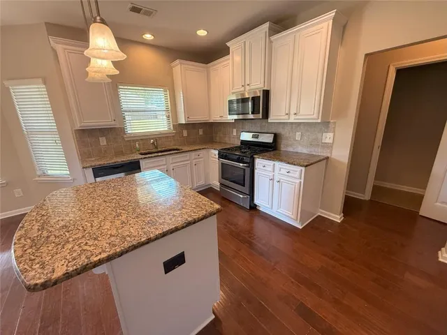 $2,400 | 5715 Bucknell Trace, Cumming, GA 30028