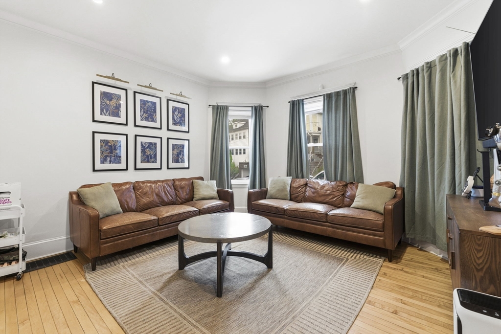 9 Westmore Road Boston, MA 02126 - Photo 7 of 33