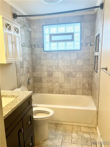 $1,400 | 82 Colette Avenue, Cheektowaga, NY 14227