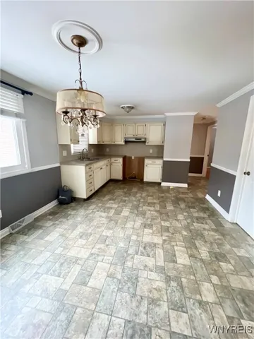 $1,400 | 82 Colette Avenue, Cheektowaga, NY 14227