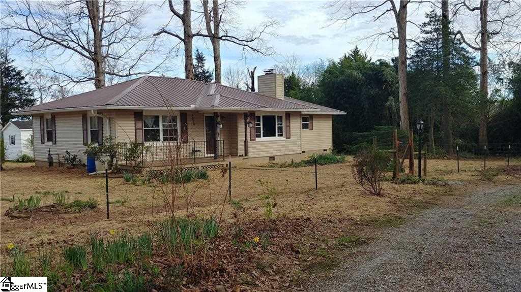 1514 Pinson Farm Road Belton, SC 29627 - Photo 2 of 36 Gallery Image 2