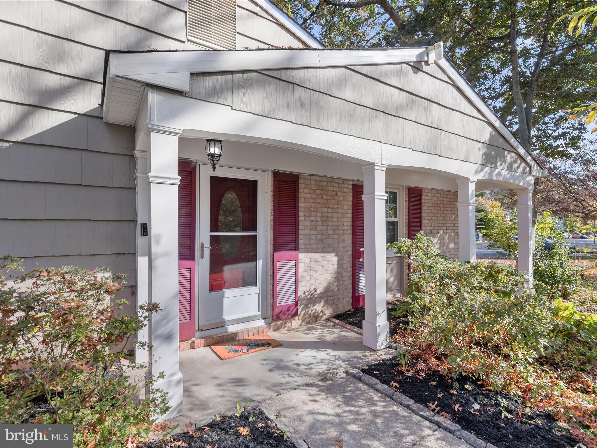 5470 Gloucester Road Columbia, MD 21044 - Photo 6 of 37 Covered front entry