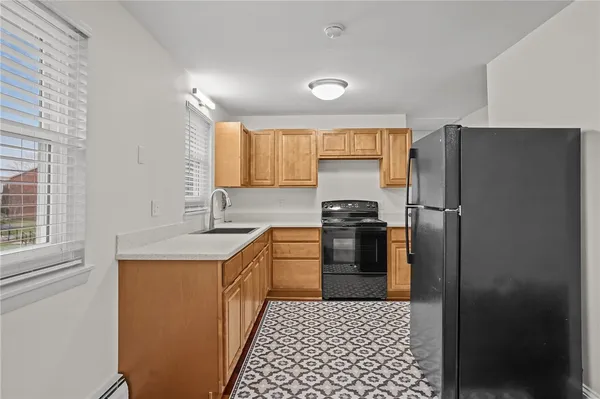 $2,200 | 70 Carroll Avenue, Unit 904, Newport, RI 02840