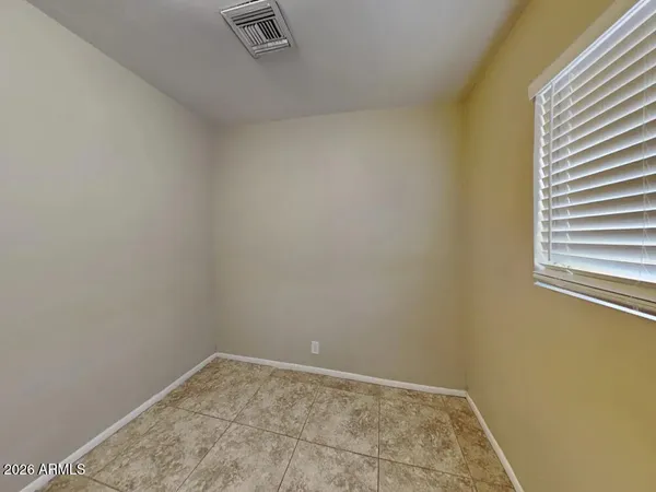 $1,975 | 2039 East Osborn Road, Phoenix, AZ 85016