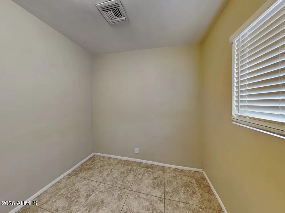 2039 East Osborn Road Phoenix, AZ 85016 - Photo 17 of 17 16