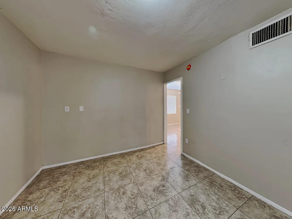 2039 East Osborn Road Phoenix, AZ 85016 - Photo 7 of 17 7