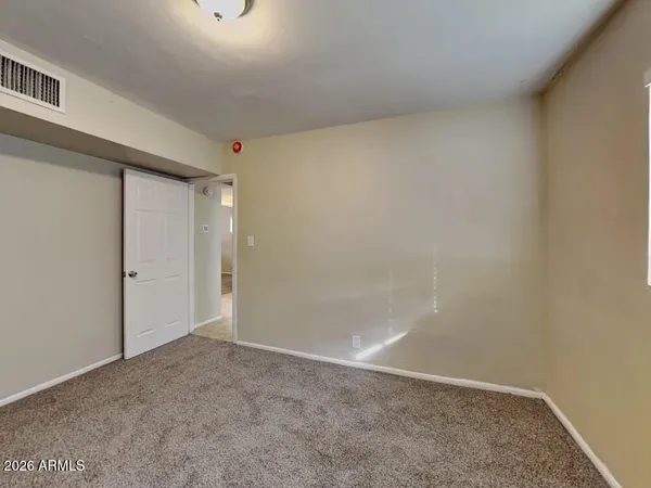 $1,975 | 2039 East Osborn Road, Phoenix, AZ 85016