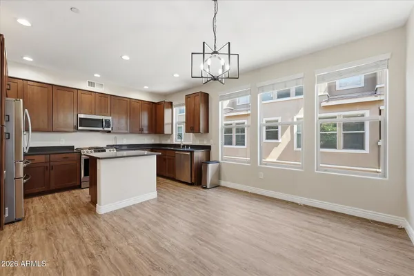 $538,500 | 5550 North 16th Street, Unit 123, Phoenix, AZ 85016