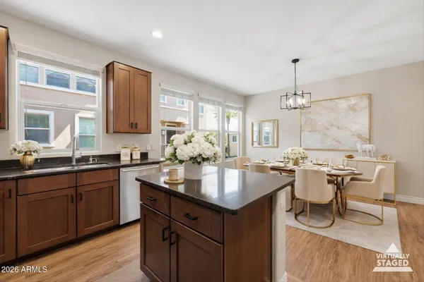 $538,500 | 5550 North 16th Street, Unit 123, Phoenix, AZ 85016