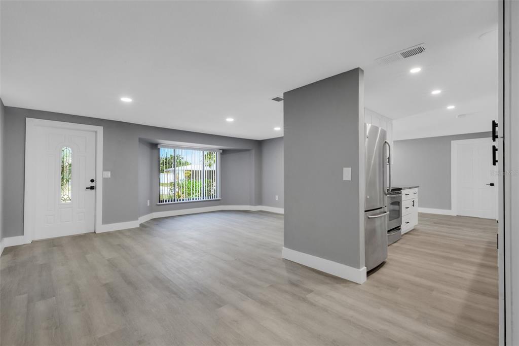 4645 Hunter Ridge Drive Sarasota, FL 34233 - Photo 20 of 70