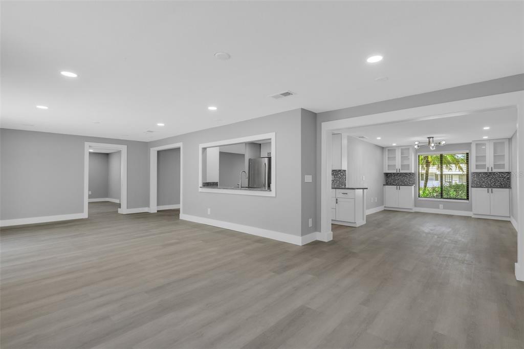 4645 Hunter Ridge Drive Sarasota, FL 34233 - Photo 34 of 70 a view of a livingroom with wooden floor
