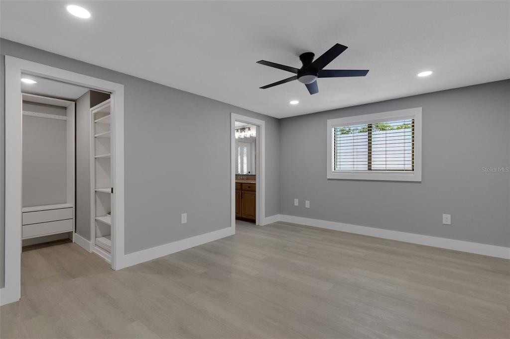4645 Hunter Ridge Drive Sarasota, FL 34233 - Photo 40 of 70 a view of an empty room with a window