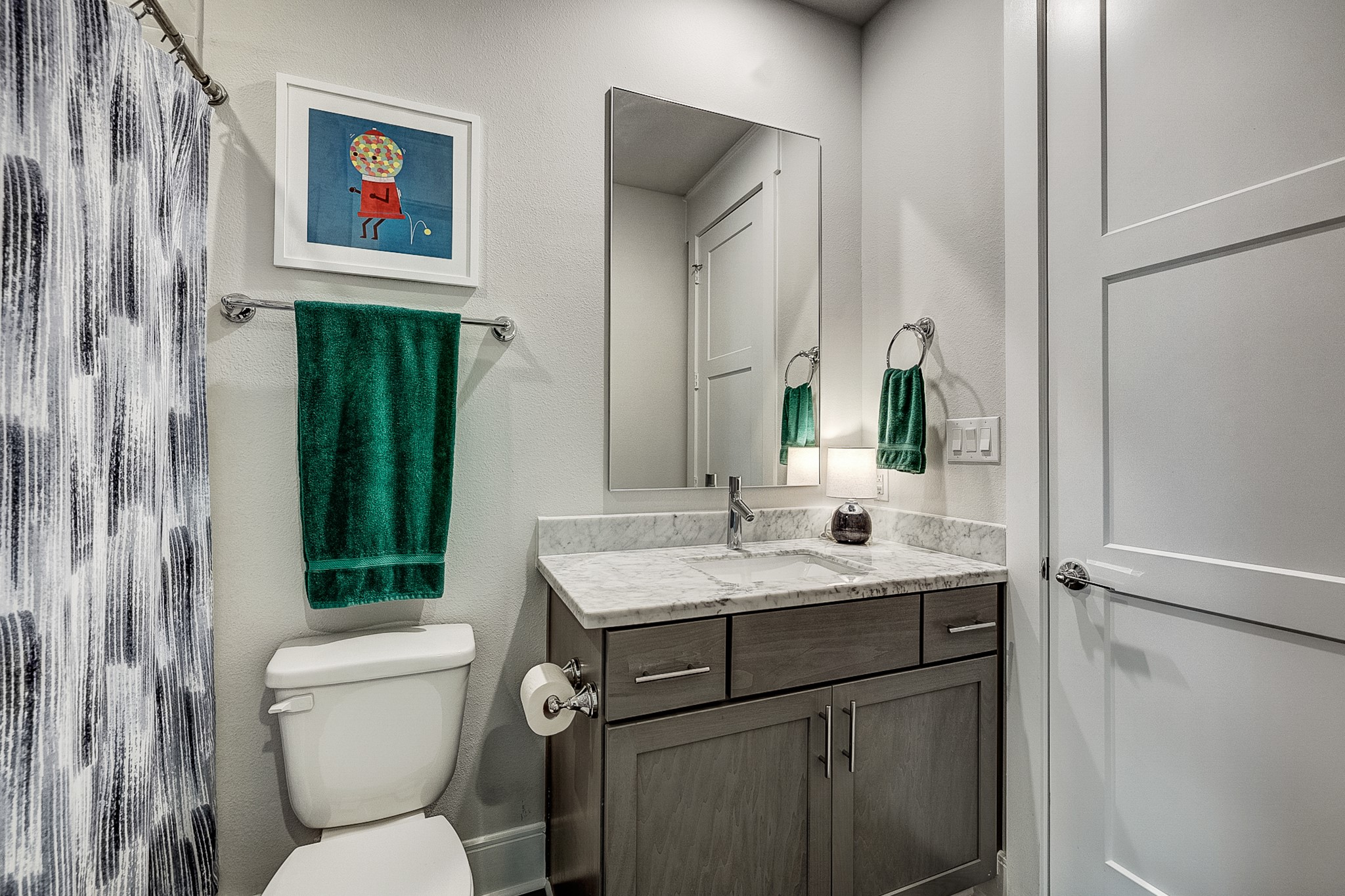 3306 Cardinal Crest Lane Houston, TX 77080 - Photo 27 of 50 a bathroom with a toilet sink and mirror