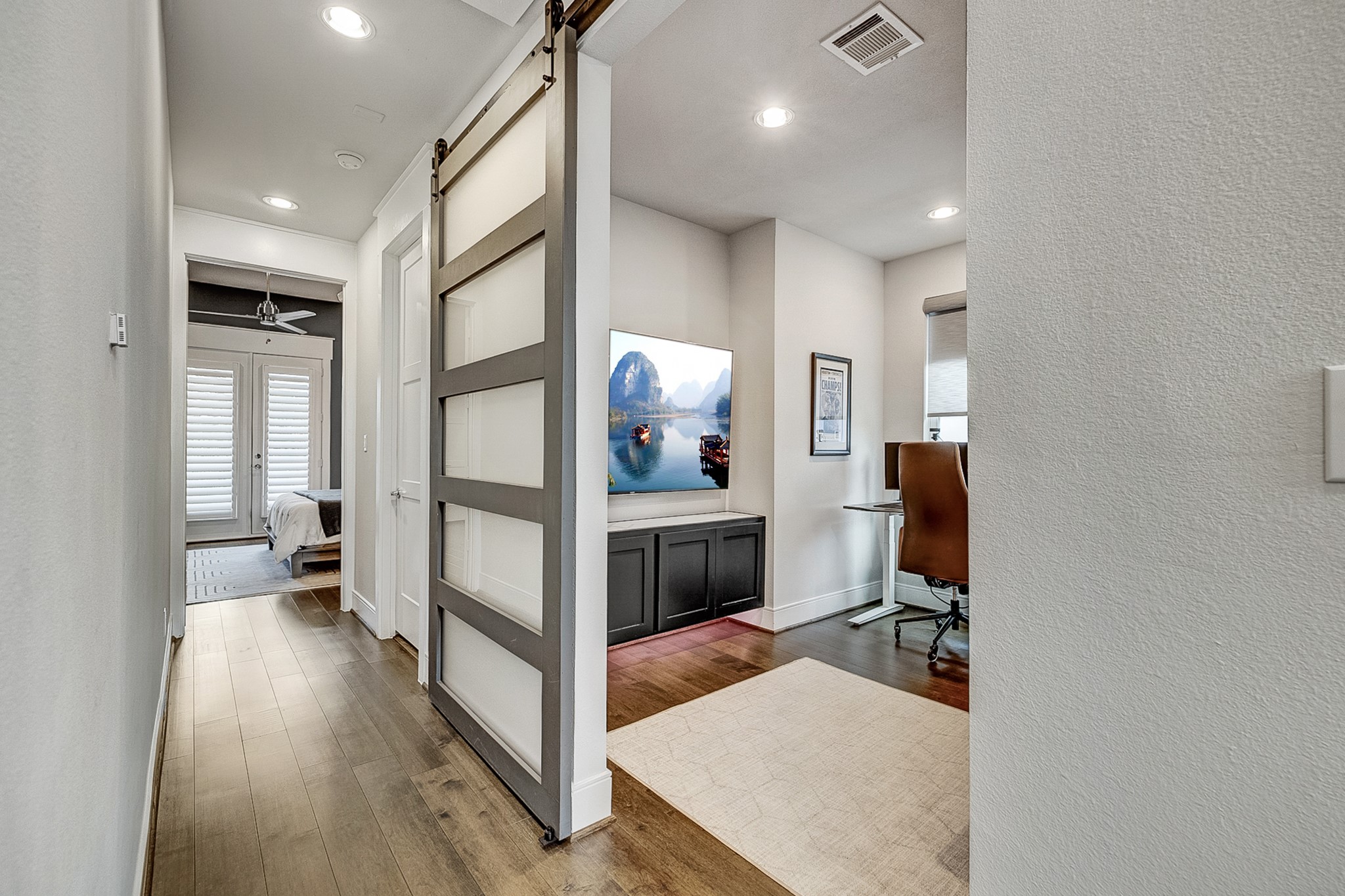 3306 Cardinal Crest Lane Houston, TX 77080 - Photo 30 of 50 a view of a livingroom with furniture and hardwood floor