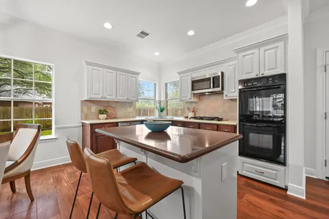 $765,000 | 4030 Shavano Drive, Austin, TX 78749
