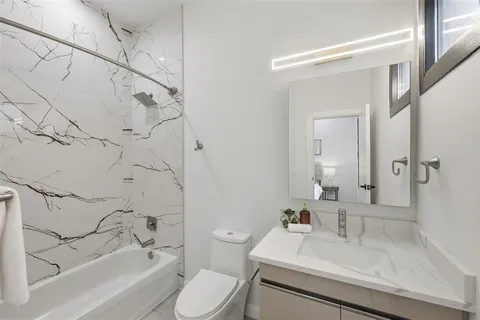 $549,000 | 1920 Caddo Street, Unit 204, Dallas, TX 75204