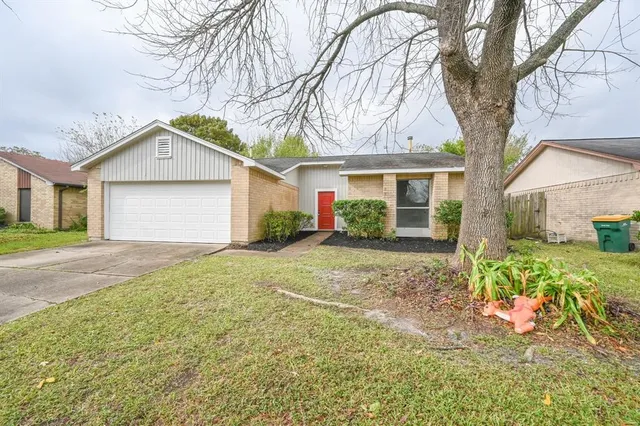 $1,700 | 1006 Pimlico Drive, Pearland, TX 77584