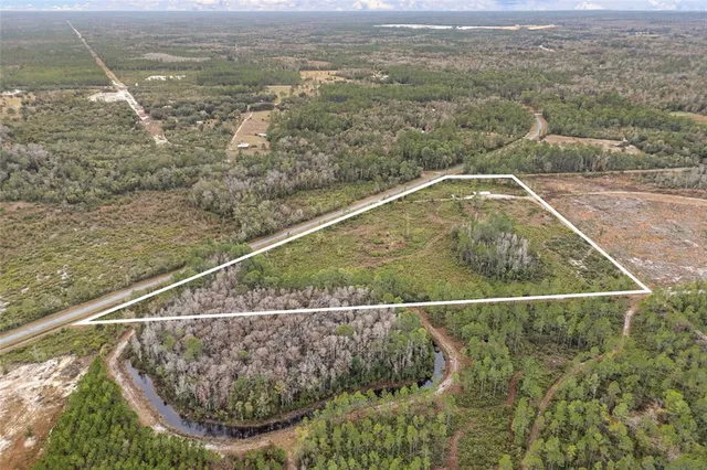 $260,000 | 3251 Southeast County Road 343, Morriston, FL 32668