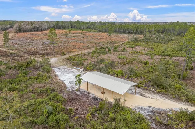 $260,000 | 3251 Southeast County Road 343, Morriston, FL 32668