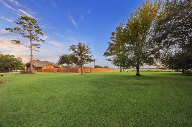 $975,000 | 5022 Riverview Drive, Alvin, TX 77511