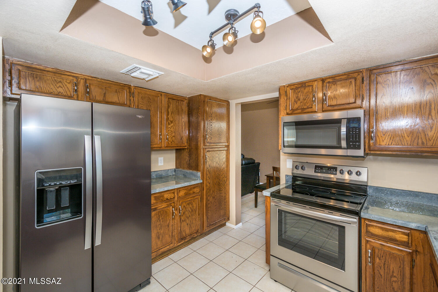 4354 West Bunk House Road Tucson, AZ 85741 - Photo 7 of 44
