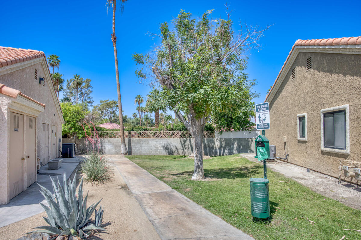 40800 Breezy Pass Road, Unit B Palm Desert, CA 92211 - Photo 35 of 36 50