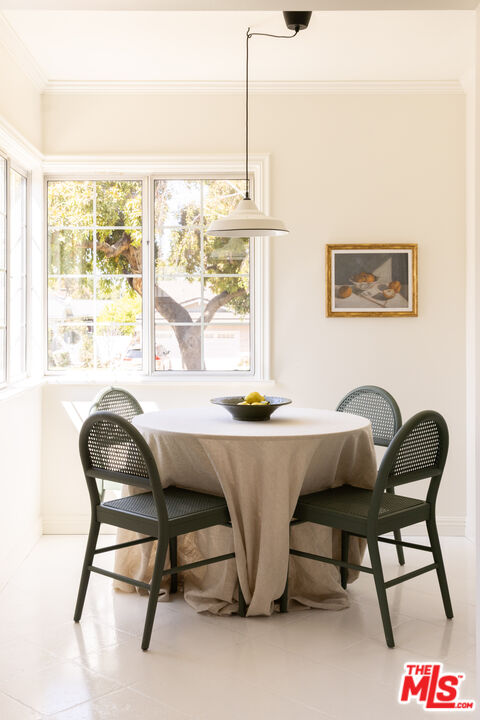 1410 Norton Avenue Glendale, CA 91202 - Photo 6 of 20 a dining room with furniture and window