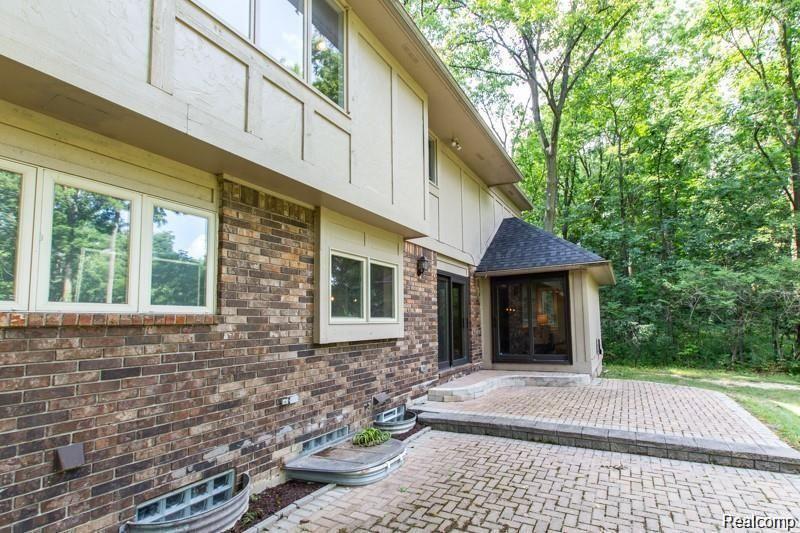 1440 Burgundy Road Ann Arbor, MI 48105 - Photo 5 of 43