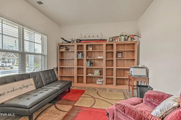 $389,900 | 5399 Wildlife Circle, Piney Flats, TN 37686