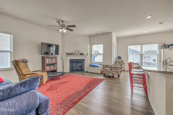 $389,900 | 5399 Wildlife Circle, Piney Flats, TN 37686