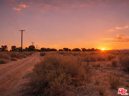 $19,995 | R14 Vic 147th, Palmdale, CA 93591