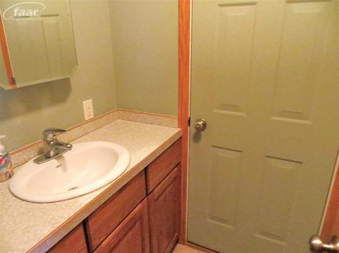 9925 Bray Road Millington, MI 48746 - Photo 20 of 22 20327880-19.JPG