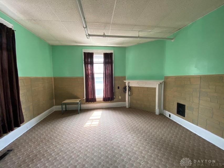 1215 East High Street Springfield, OH 45505 - Photo 37 of 52