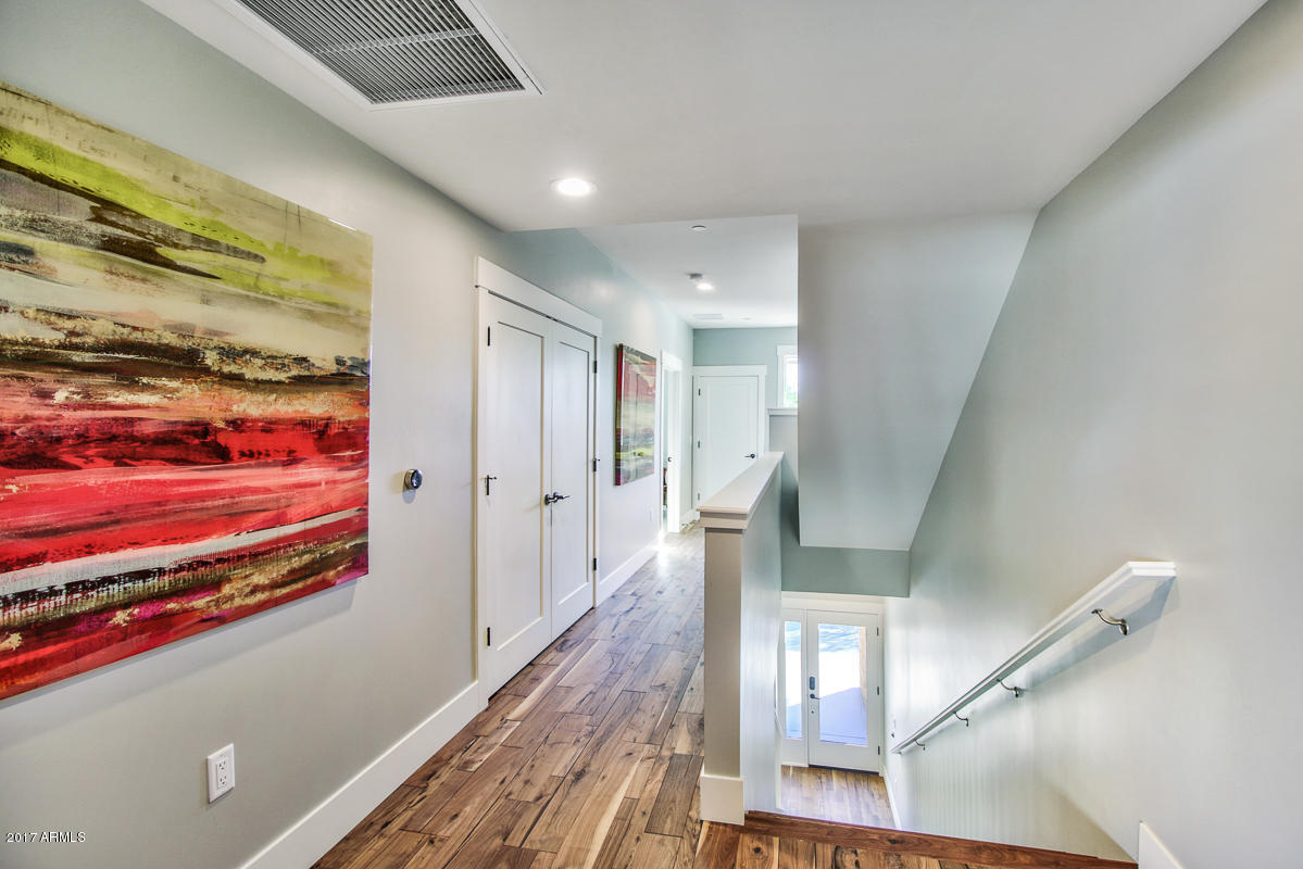 1400 East Bethany Home Road, Unit 22 Phoenix, AZ 85014 - Photo 14 of 60 1400-E-Bethany-Home-Rd-25