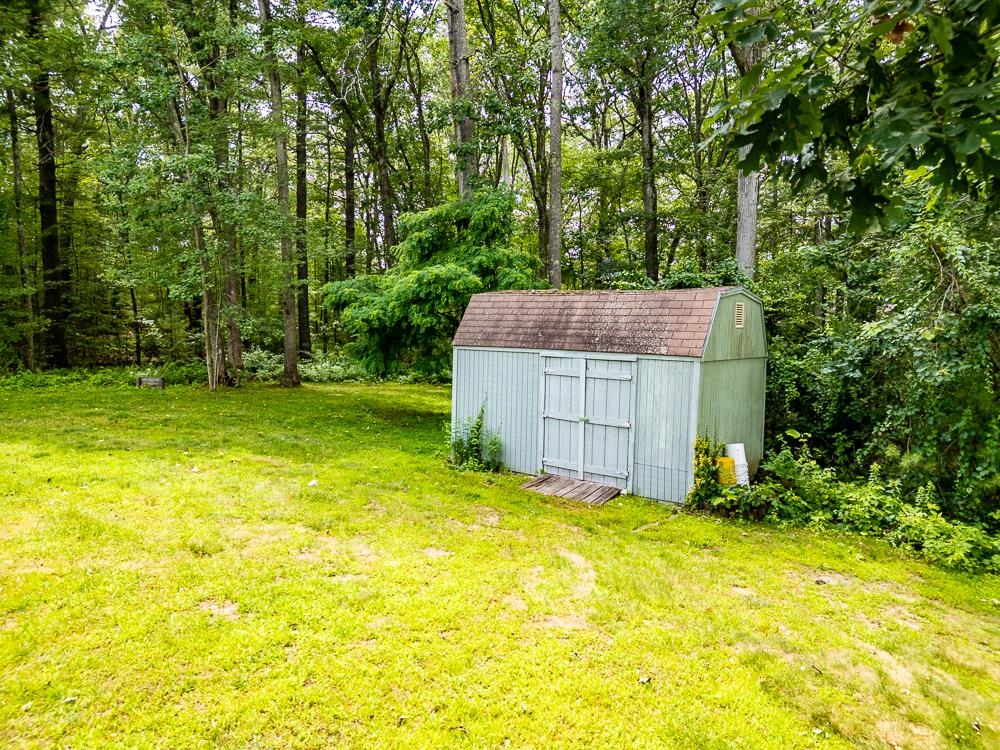 19 R Derryfield Road Derry, NH 03038 - Photo 23 of 26