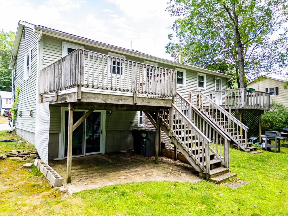 19 R Derryfield Road Derry, NH 03038 - Photo 4 of 26