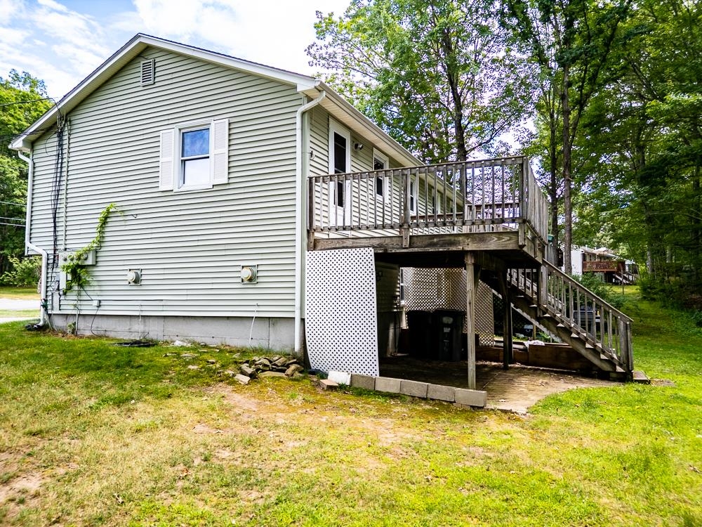 19 R Derryfield Road Derry, NH 03038 - Photo 5 of 26